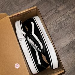 Vans Black white old skool men’s 9.0