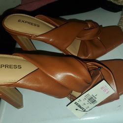 Express Twisted Square Toe heeled Sandals