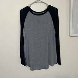 Faded Glory Gray and Black Long Sleeve Tee