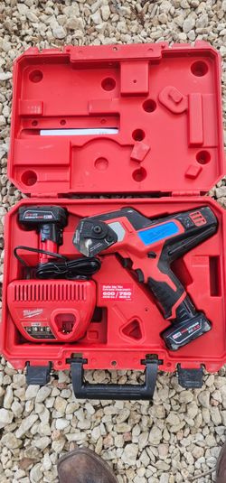 Milwaukee m12 wire cutter