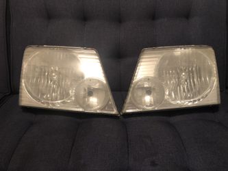 02 - 05 Ford Explorer Headlights