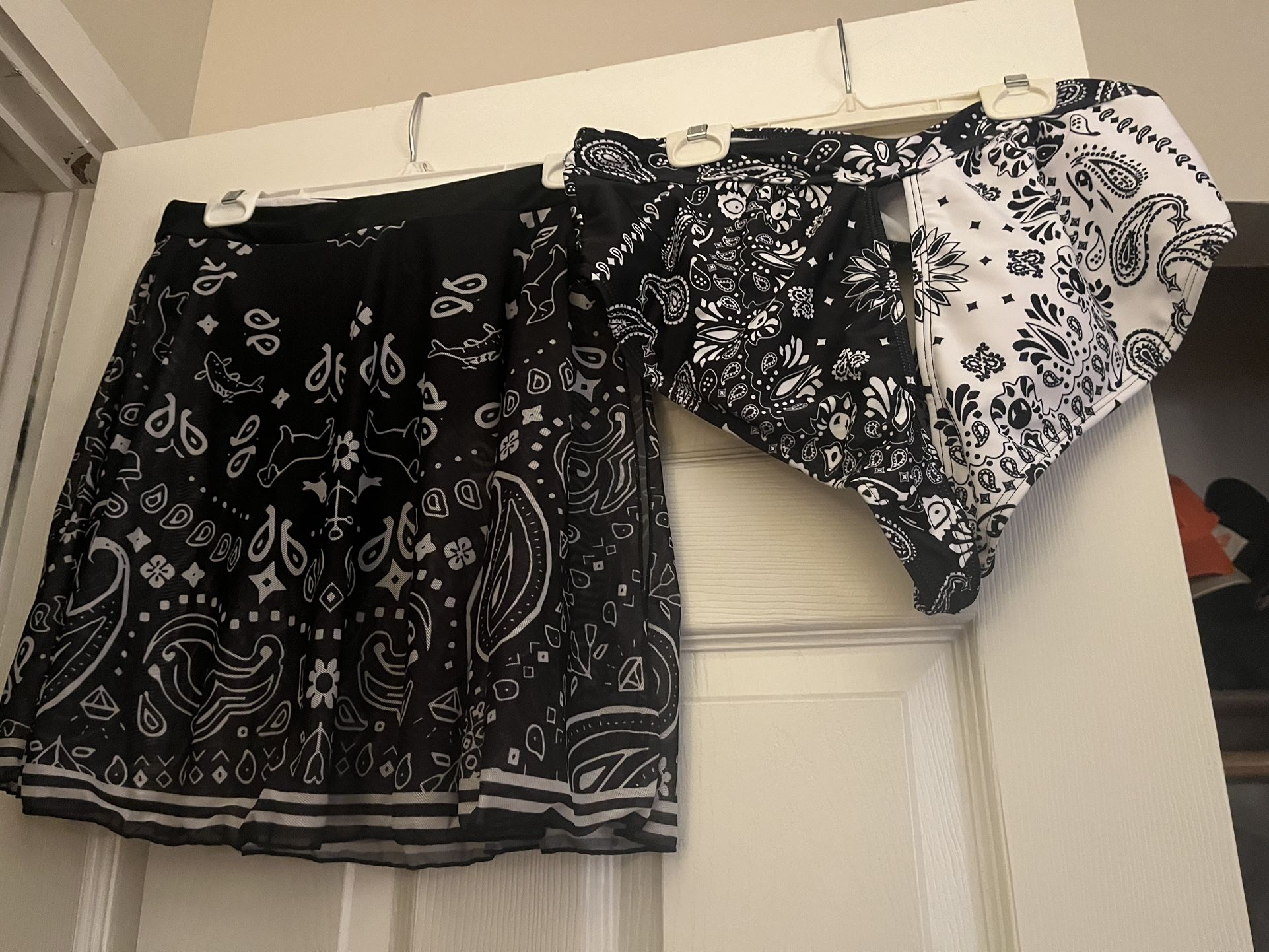 XL 2 Pc Swimsuit