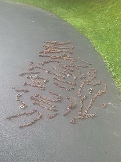 Tire chains and tool