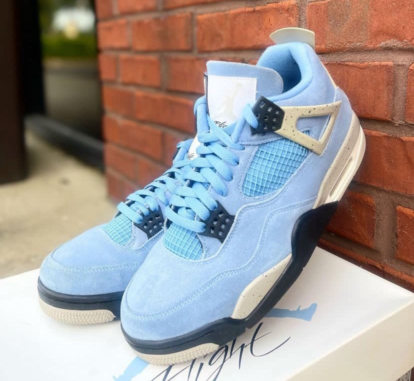 Jordan Retro 4’s UNC