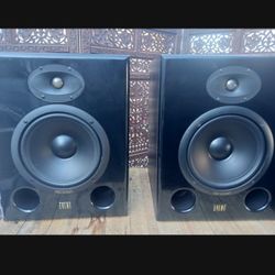 EVENT Studio Precission Powered  Speakers