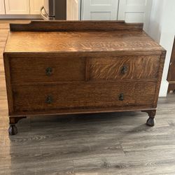 Low Antique 3 Drawer Dresser 