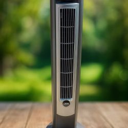 DISCOUNTED PRICE FOR TODAY Lasko tower fan in Great Condition