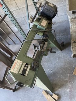 Central Machinery 4 1/2 Metal Cutting Bandsaw Horizontal