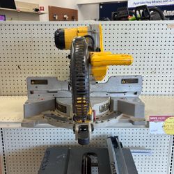 Dewalt Saw