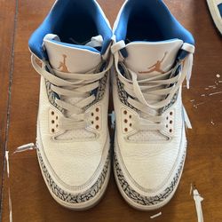 Men’s Jordan 3s size 9.5