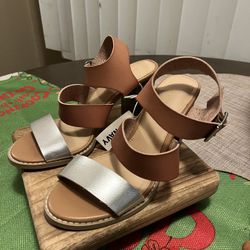 Old Navy Women Heels 