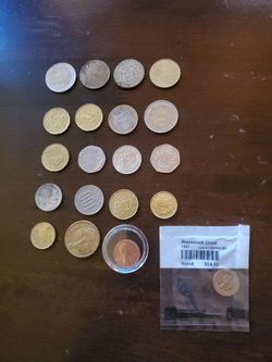 FOREIGN COIN COLLECTION, A ROOSEVELT DIME.