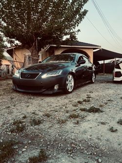 Lexus is250