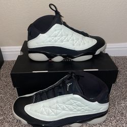 Jordan 13  Singles Day