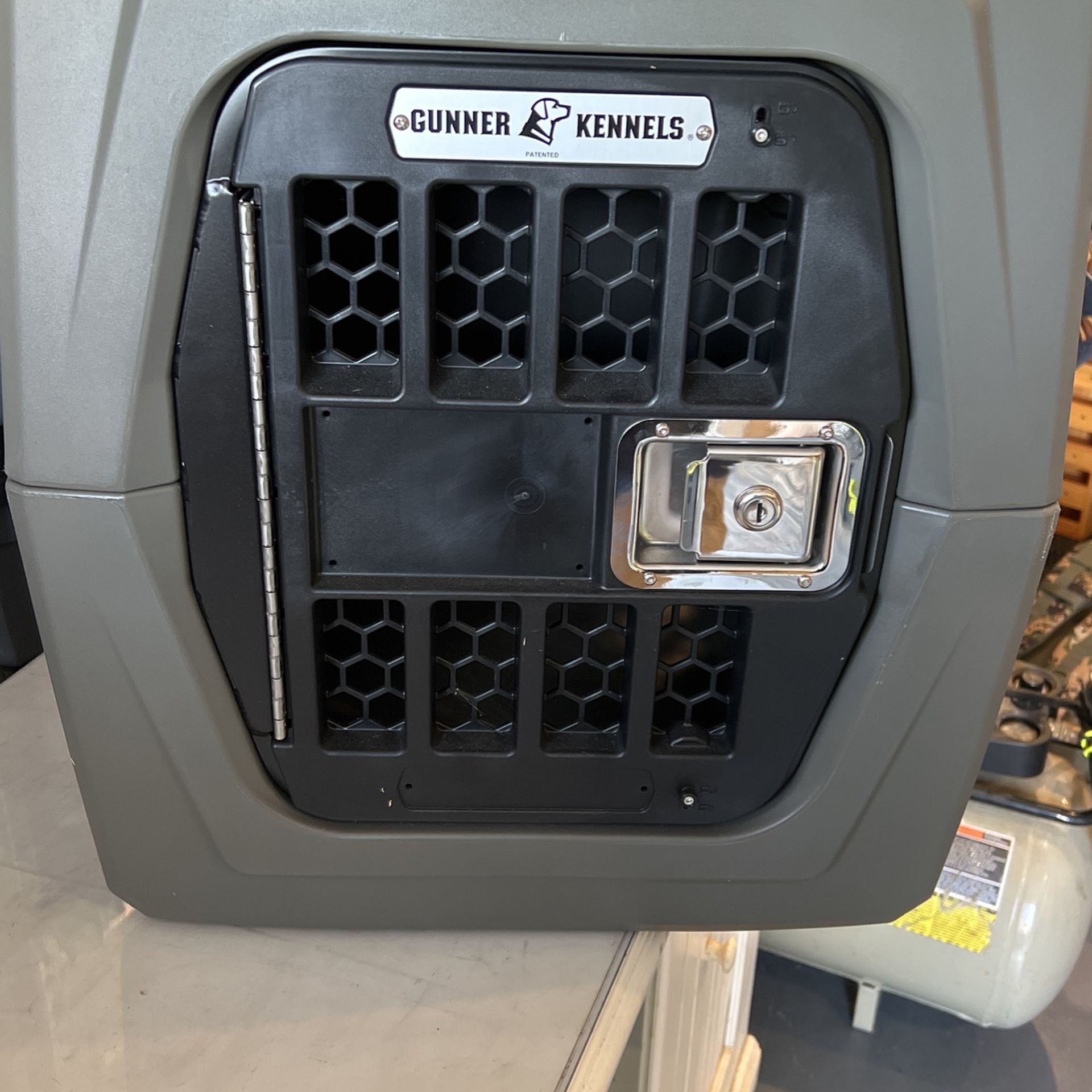 Gunner Dog Crate