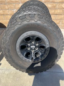 Ford raptor wheels and tires