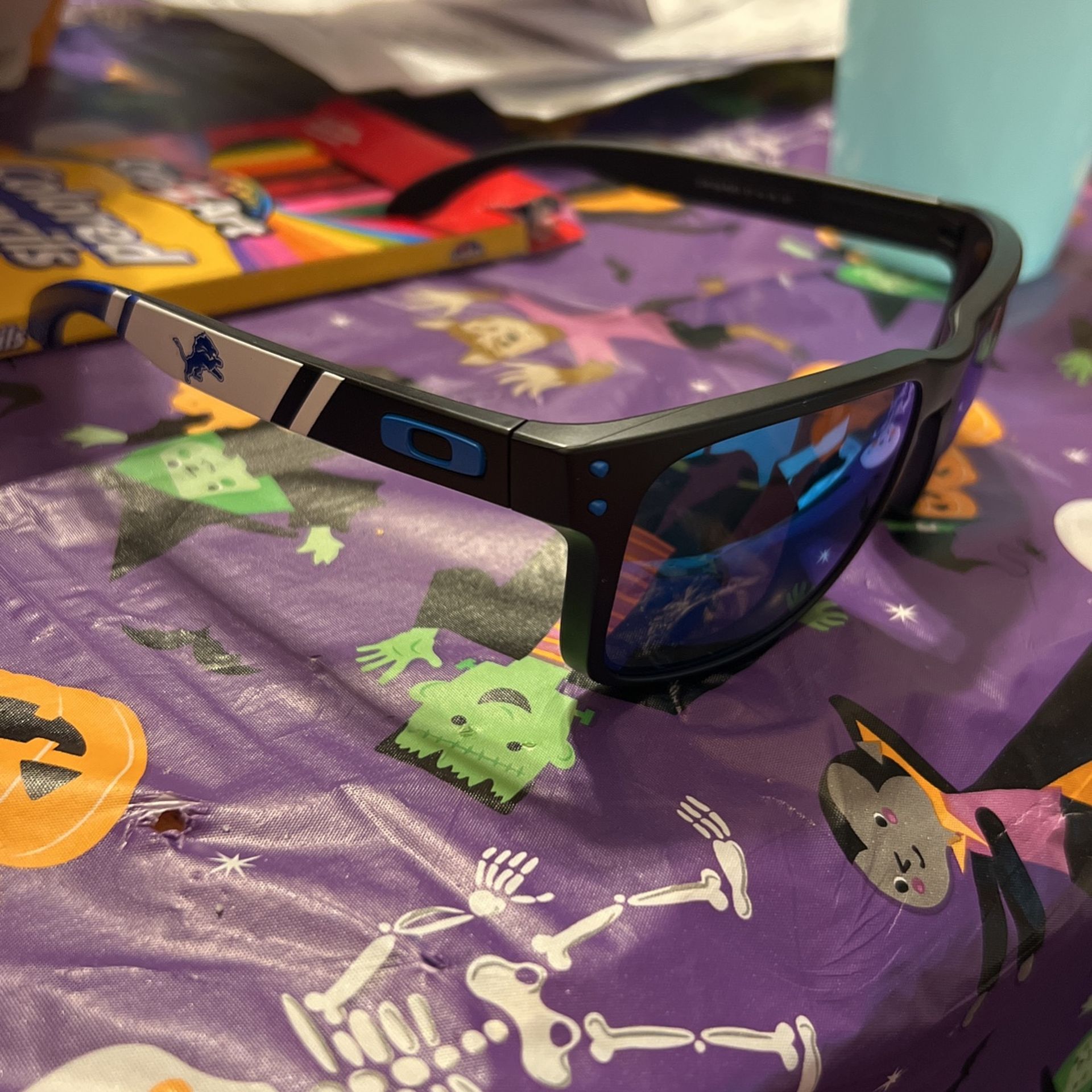 Detroit Lions Oakley