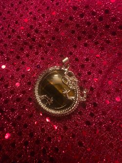 Round dragon necklace pendants