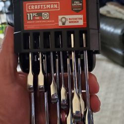 Craftsman Ratchet Wrenches And Flexible Ratchet Wrench Sets