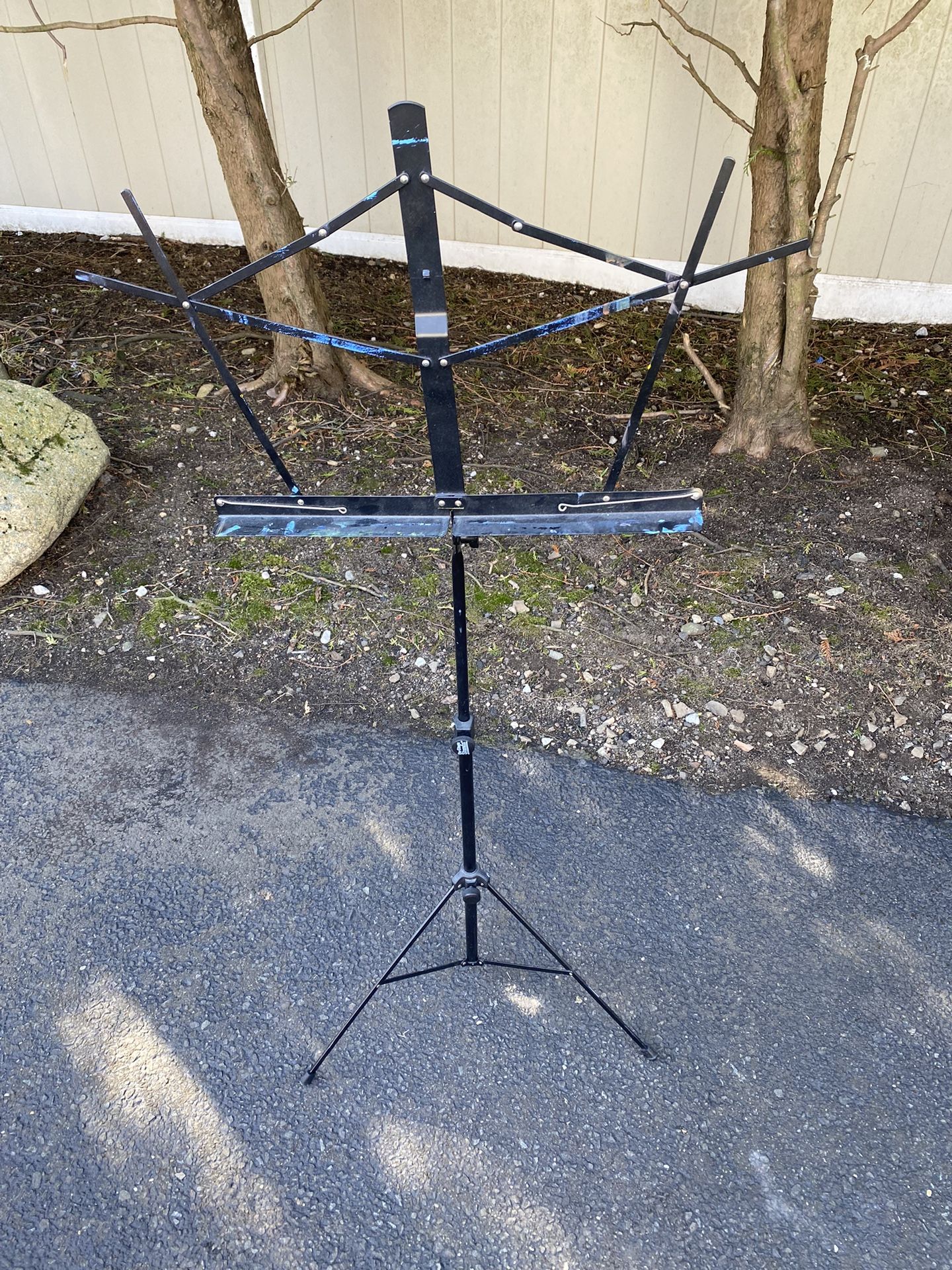 Musical Adjustable Folding Stand