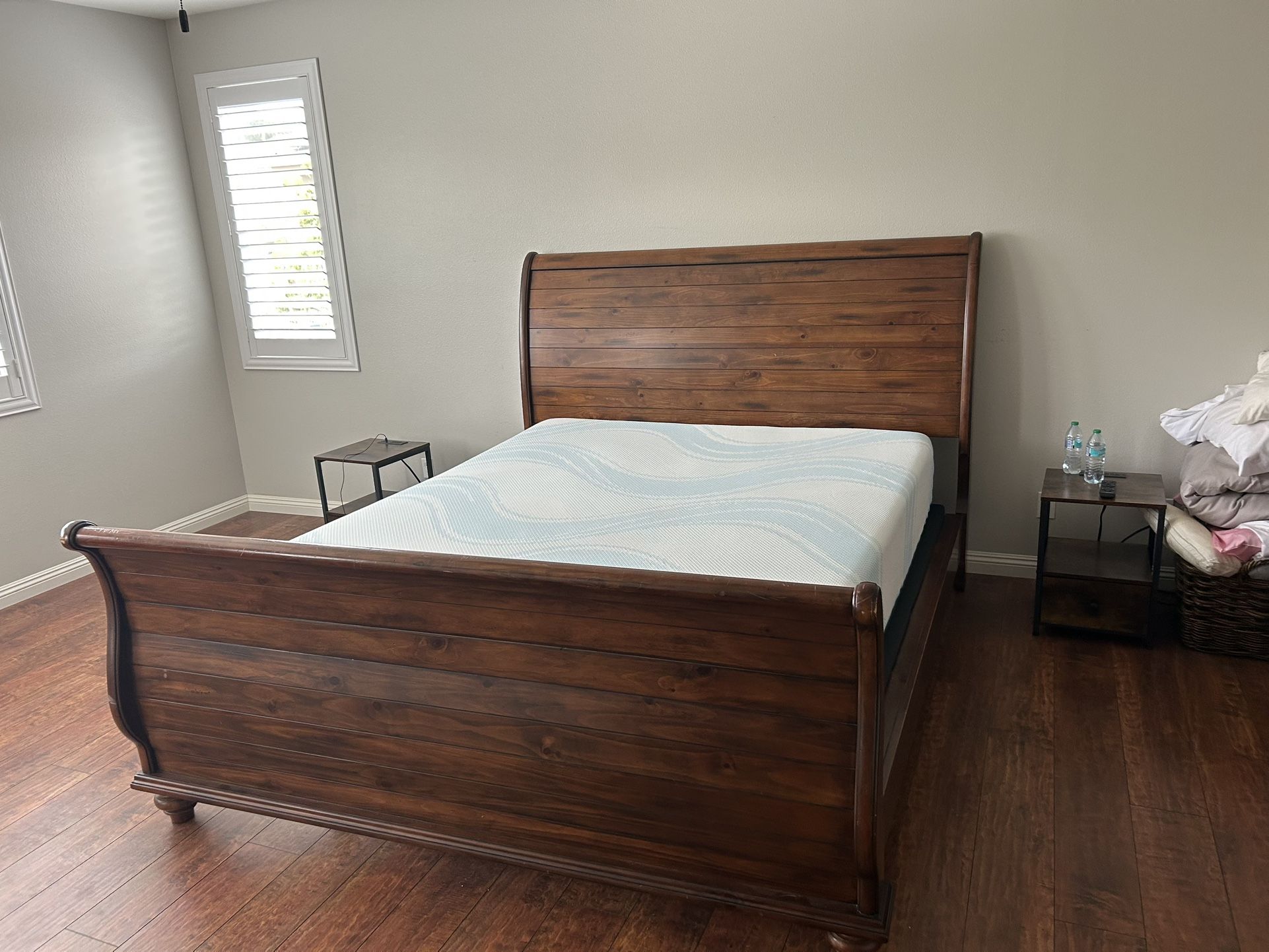 FREE!!! King Bed/Dresser, TV Stand And Refrigerator 