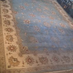 Haven & Loom Atlantic Hand Knotted Rug made of wool.