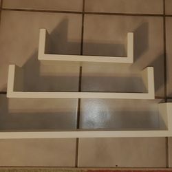 Floating Shelves - Like New