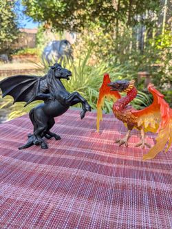 Safari Fantasy Figures