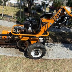 Barreto 712 self Propelled Hydraulic Trencher $2999