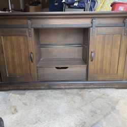 Tv stand