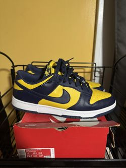 Nike Dunk Low Michigan Wolverines