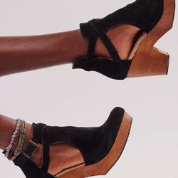 Free People “cedar Clog” Wood And Leather High Heel Shoes Womens 37 (size 7)