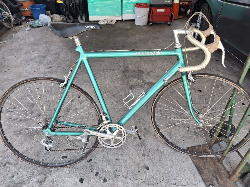 Cannondale bike 