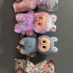 LABUBU Keychains / Big Into Energy And The Monsters