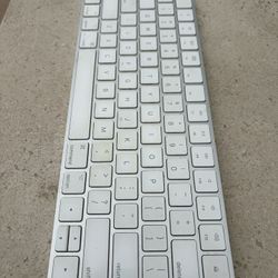 Apple Keyboard White