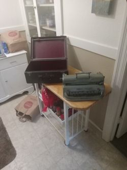 Very Nice Perking Brailler Court Recording Machine And Case. Make Me An Offer