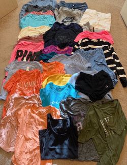 Women’s Clothes Size Small Clean, Smoke, Pet Free House No Stains Total 55 pieces American Eagle, Pink, H&M, Nike