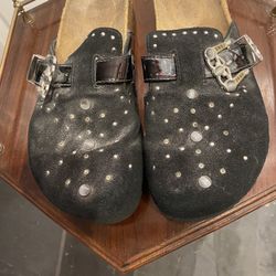 Ladies Size 7 Birkenstock Clogs/Sandals