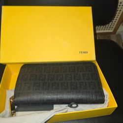 Women's Fendi Zip Around Wallet