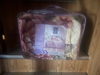 Soft blanket new
