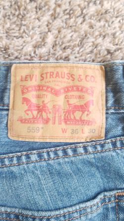 Mens Levi's 36 x 30 559