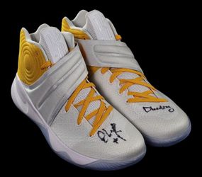 D'angelo Russell signed Kyrie 2 Nike Shoes with JSA Authentication (PE laker colorway