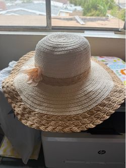 new woman hat
