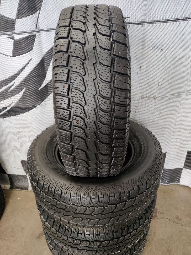 LT 265/70r17 Wintercat SST Load "E" studded winter snow tires