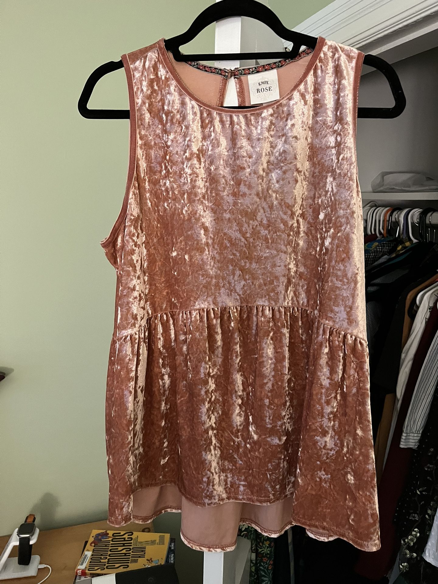 Axel Rose - Pink, Velvet Like Material Tank Shirt