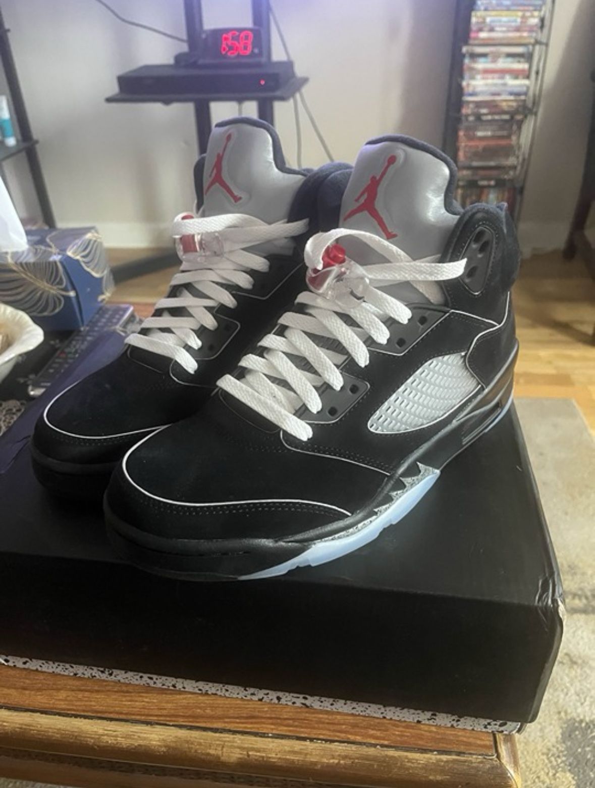 Jordan 5 Black Metallic Reimagined