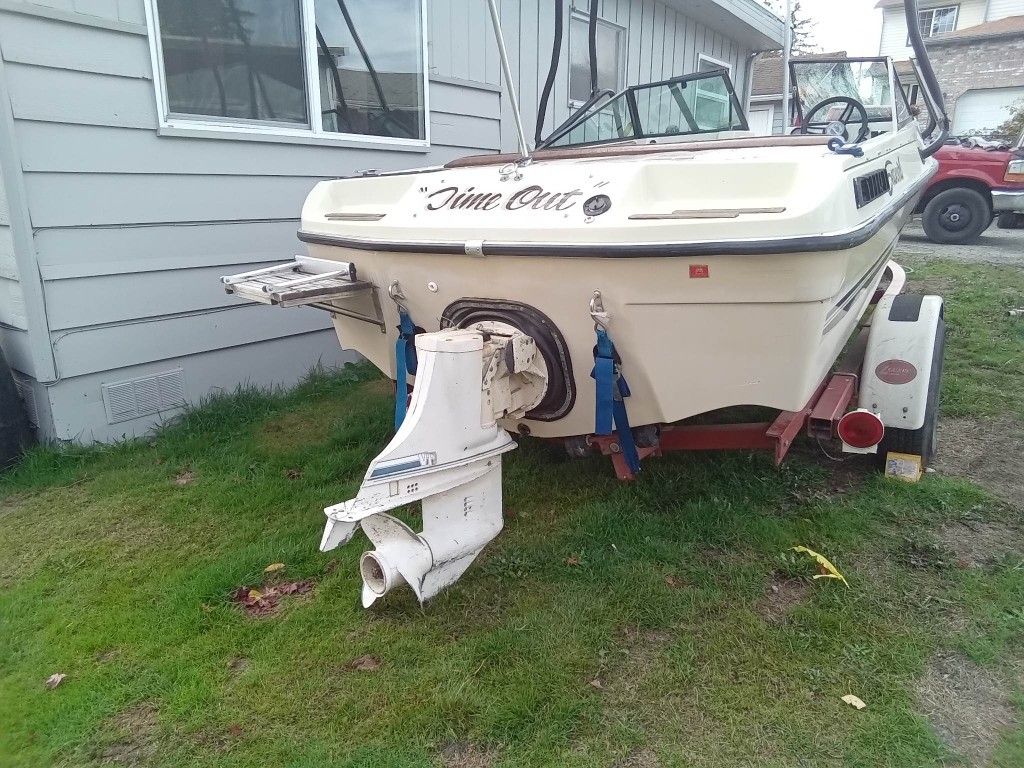 1982 Omc Seaswirl Boat And Trailer for Sale in Everett, WA OfferUp