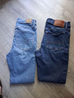 Womens jeans American eagle size 2,,lucky brand size 8/29R