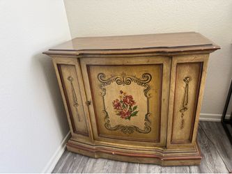 1975 magnavox  Venetian style console model 6460