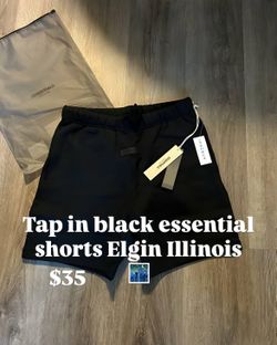 Black essentials shorts